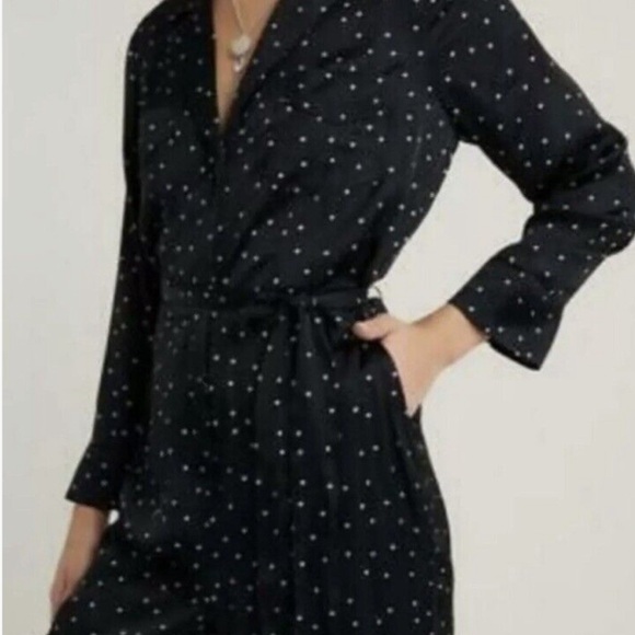 Banana Republic romper jumpsuit polka dot, waist belt, side zip, wider leg - Picture 1 of 9